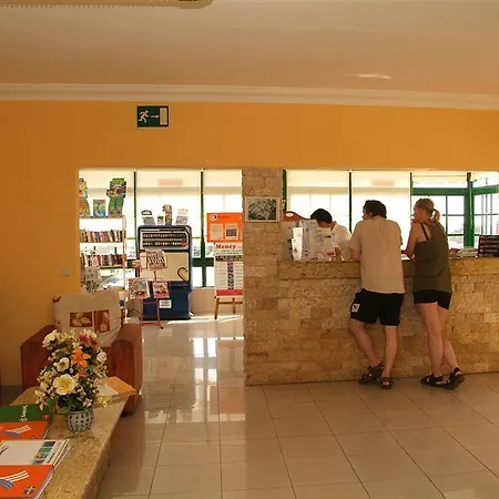 Montebello Apartment *